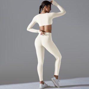 סט טופ וטייץ